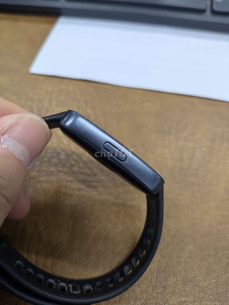 Huawei Band 10 Đen. Mua bán Thiết bị đeo thông minh tại Quận Hoàng Mai Hà Nội được đăng bởi hoho hình 1