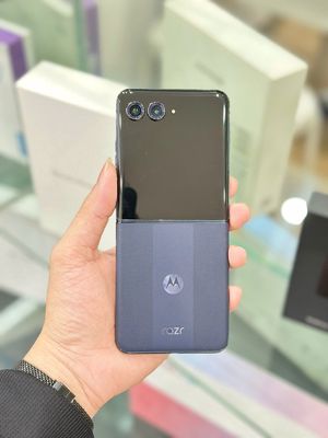 Motorola Razr 50 Ultra 5G 256GB Đen