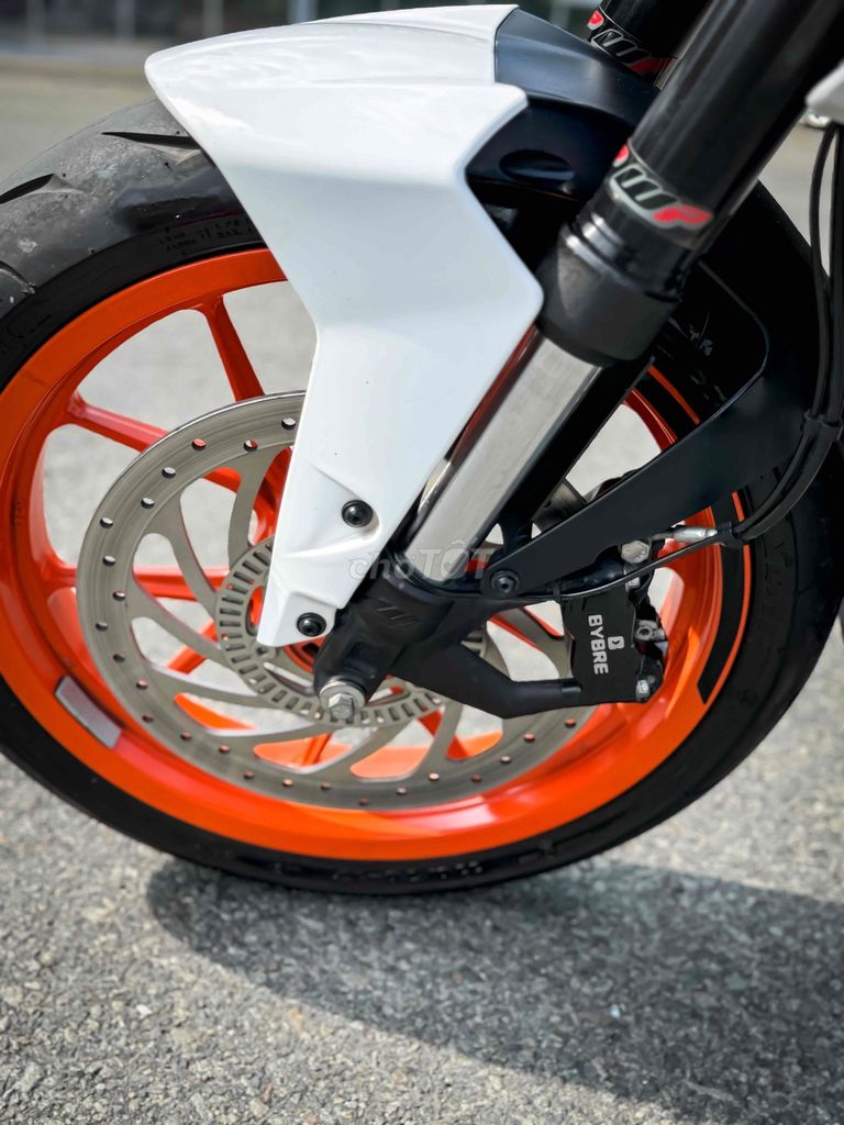 KTM Duke 390 2020 Trắng Đen Cam. Mua bán Xe máy tại Quận 11 Tp Hồ Chí Minh được đăng bởi Thanh Tân hình 12
