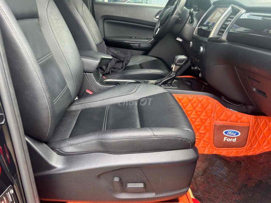 Ford Everest 2021 Titanium 2.0L 4x2 - 29000 km. Mua bán Ô tô tại Quận 7 Tp Hồ Chí Minh được đăng bởi FORD chính hãng HCM  hình 7