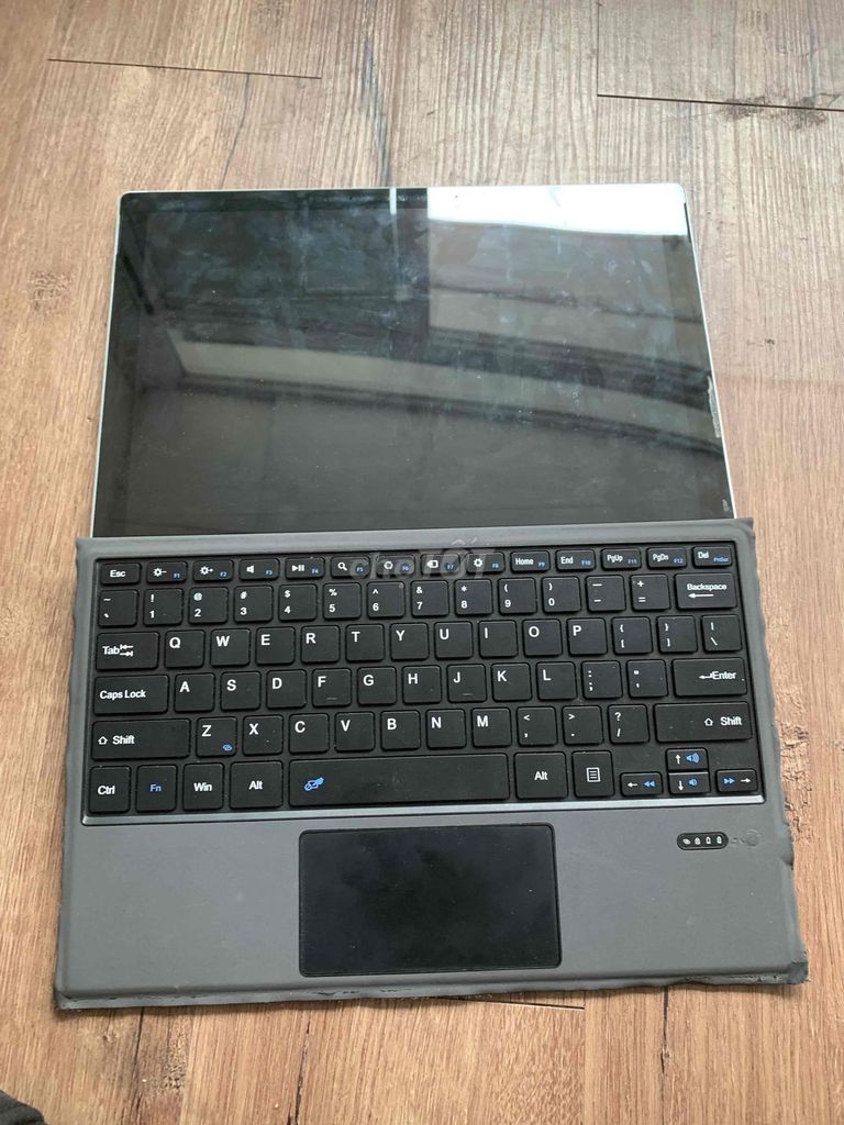 Microsoft Surface Pro 7 8GB/128GB Bạc. Mua bán Máy tính bảng tại Thành phố Rạch Giá Kiên Giang được đăng bởi Doan Quoc cuong hình 1