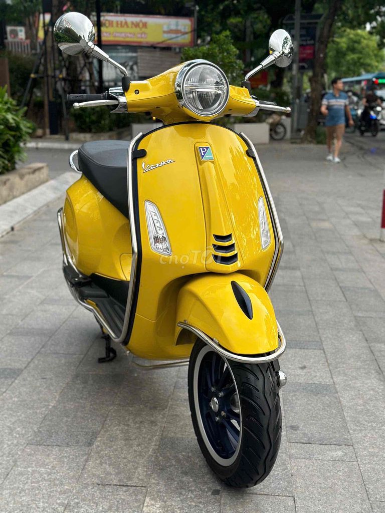 Piaggio Primavera iGet ABS 2022 chạy mấy nghìn km. Mua bán Xe máy tại Quận Đống Đa Hà Nội được đăng bởi Xe Máy Vượng Trung hình 3