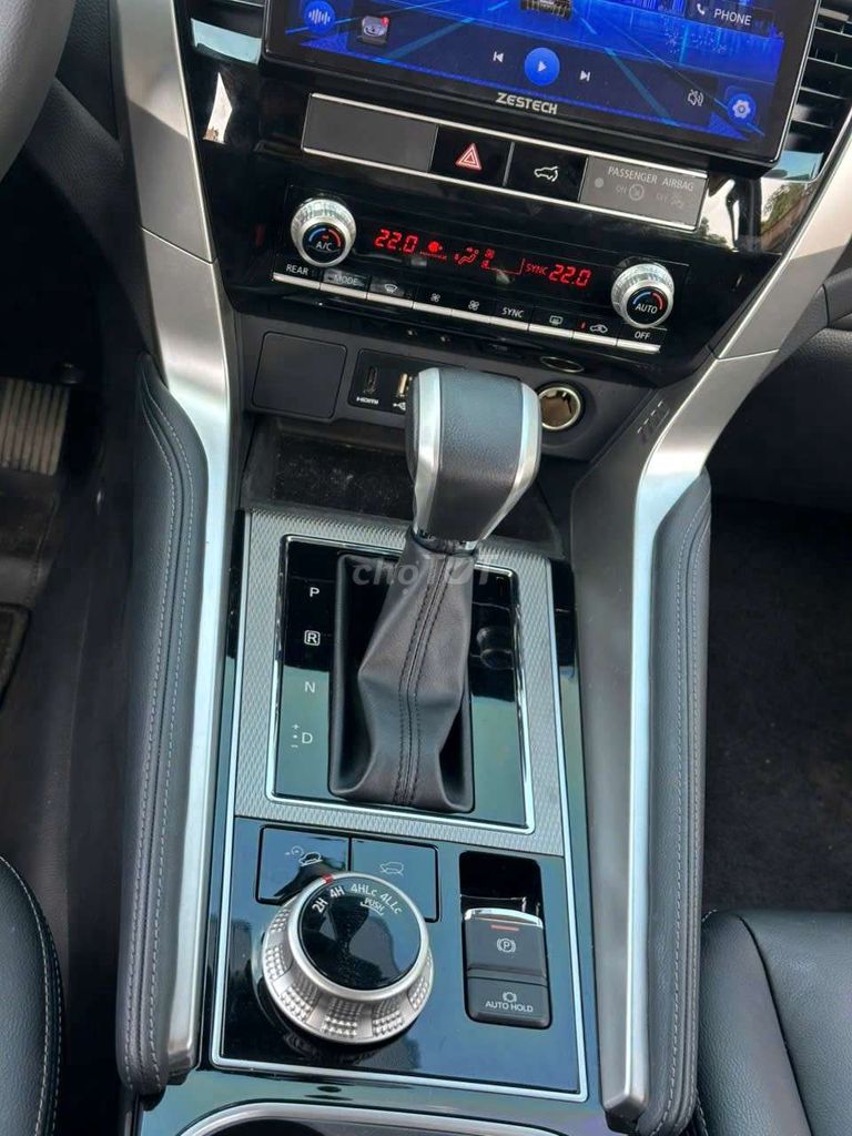 Mitsu Pajero Sport 4WD dky 7/2024 máy dầu full. Mua bán Ô tô tại Quận Cầu Giấy Hà Nội được đăng bởi Thăng ManyCar hình 10