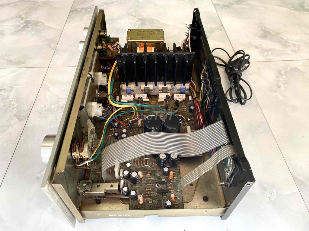 ampli pioeer 7600