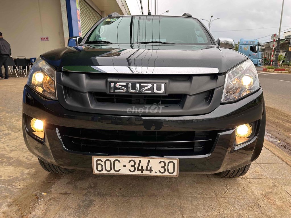 ISUZU DMAX LS 2.5 AT 4x4 SX 2016 NHẬP KHẨU. Mua bán Ô tô tại Thành phố Pleiku Gia Lai được đăng bởi Đức hình 1