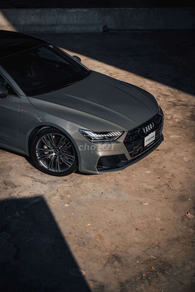 Audi A7 SportBack 2025 Xám Chronos. Mua bán Ô tô tại Thành phố Thuận An Bình Dương được đăng bởi Phan Văn Khải hình 1