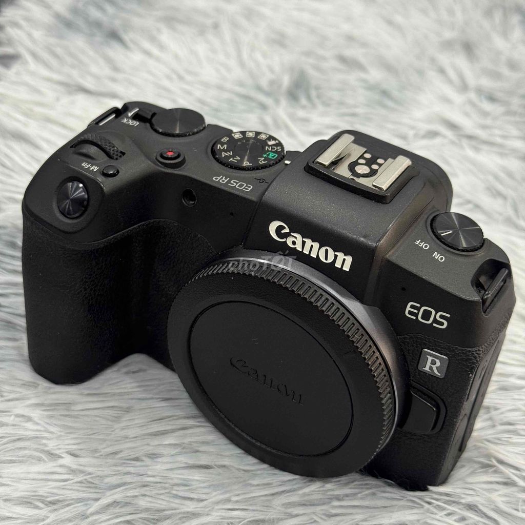 Máy ảnh Canon EOS RP Đen 99%. Mua bán Máy ảnh, Máy quay tại Quận 5 Tp Hồ Chí Minh được đăng bởi Kim Ngọc hình 1