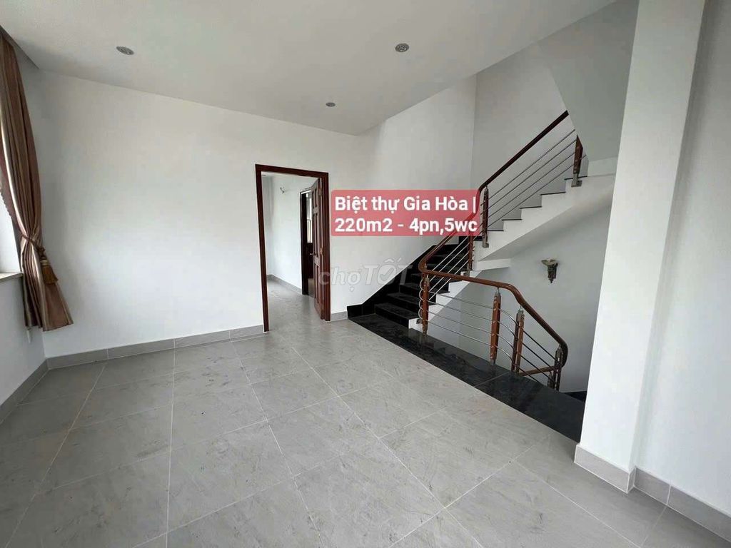 💎 (25tr) Cho thuê biệt thự Gia Hòa góc Út Trà Ôn, 3 tầng | 220m2
