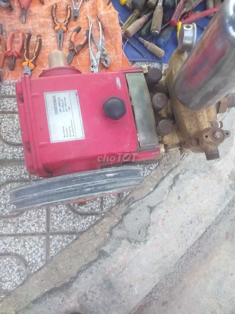 Máy phun áp lực Đỏ 7 HP. Mua bán Đồ chuyên dụng, Giống nuôi trồng tại Thành phố Tây Ninh Tây Ninh được đăng bởi Chợ Đồ Cũ TN hình 1