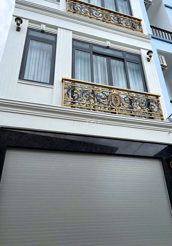 Cần cho thuê nhà MT 613B Đường 3/2 P.8 Q.10