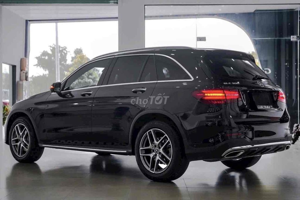 Mercedes GLC300 4MATIC 2019 Bao Check Test. Mua bán Ô tô tại Quận Bình Tân Tp Hồ Chí Minh được đăng bởi Hoàng Thọ hình 5
