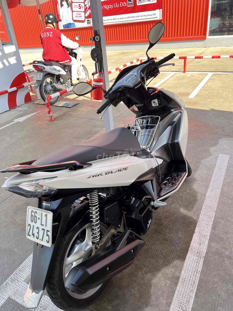 cần bán hoặc giao lưu. Mua bán Xe máy tại Huyện Lấp Vò Đồng Tháp được đăng bởi trí hải hình 2