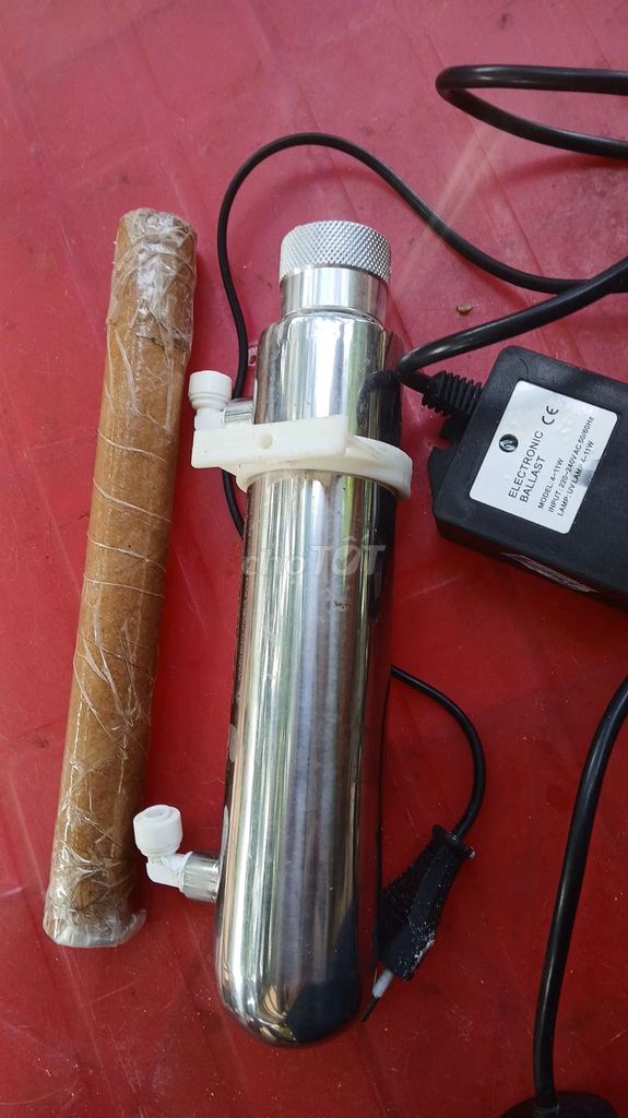 Đèn UV máy lọc nước. Mua bán Đèn tại Thành phố Thủ Đức Tp Hồ Chí Minh được đăng bởi Lê Tú hình 1