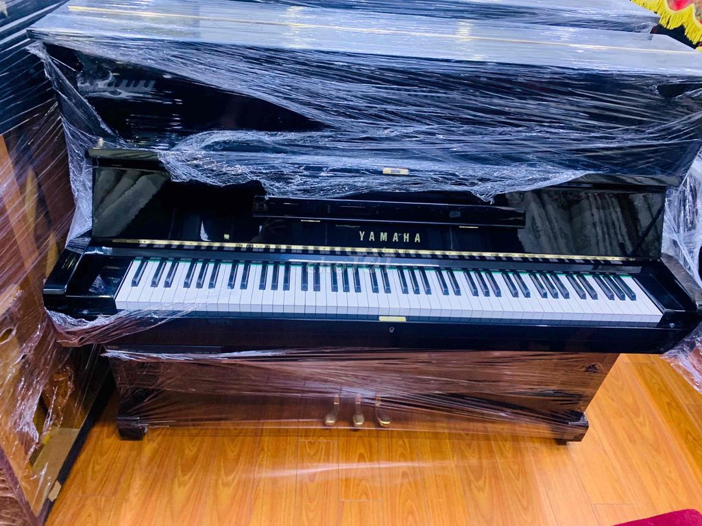 piano cơ yamaha 1e