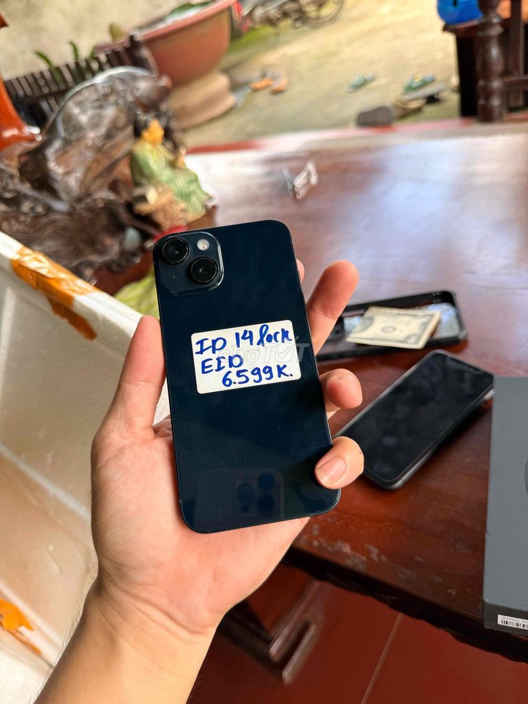 Apple iPhone 14 Đen 2 SIM Lock EID Đã sử dụng. Mua bán Điện thoại tại Quận Gò Vấp Tp Hồ Chí Minh được đăng bởi Quảng Phạm Mua Iphone Lock và QT  HCM hình 1