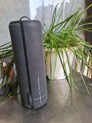 LOA UE BOOM 2. Mua bán Tivi, Âm thanh tại Quận 7 Tp Hồ Chí Minh được đăng bởi Gia lạc