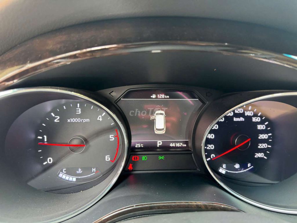 Kia Sedona 2019 2.2D full dầu, màu nâu,44.000 km. Mua bán Ô tô tại Quận Bình Tân Tp Hồ Chí Minh được đăng bởi Son Do hình 9