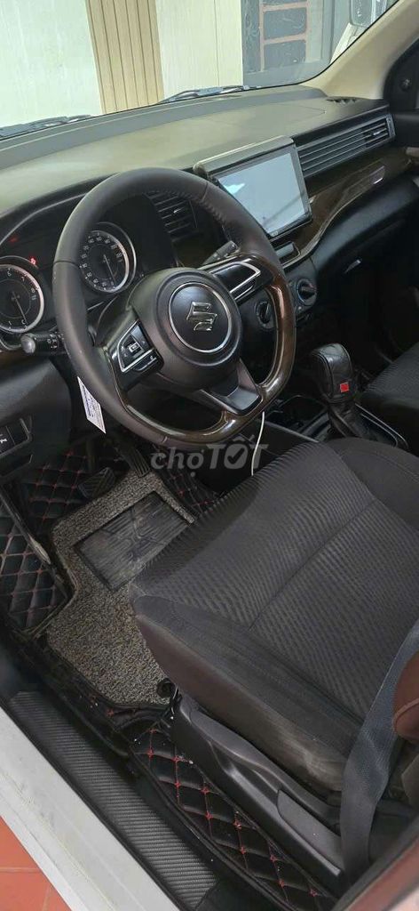 Suzuki Ertiga 7 chỗ Tự động Trắng. Mua bán Ô tô tại Quận Bình Tân Tp Hồ Chí Minh được đăng bởi Thúy Thúy hình 4