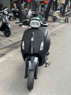 xe vespa đen nhám đủ giấy tờ. Mua bán Xe điện tại Quận Cầu Giấy Hà Nội được đăng bởi Xe Điện 257 Hoàng Quốc Việt 