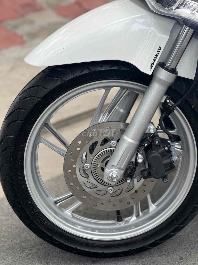SH 125i ABS 2025 TRẮNG ( GÓP BAO NỢ XẤU ). Mua bán Xe máy tại Thành phố Thủ Đức Tp Hồ Chí Minh được đăng bởi Vũ Vũ hình 4