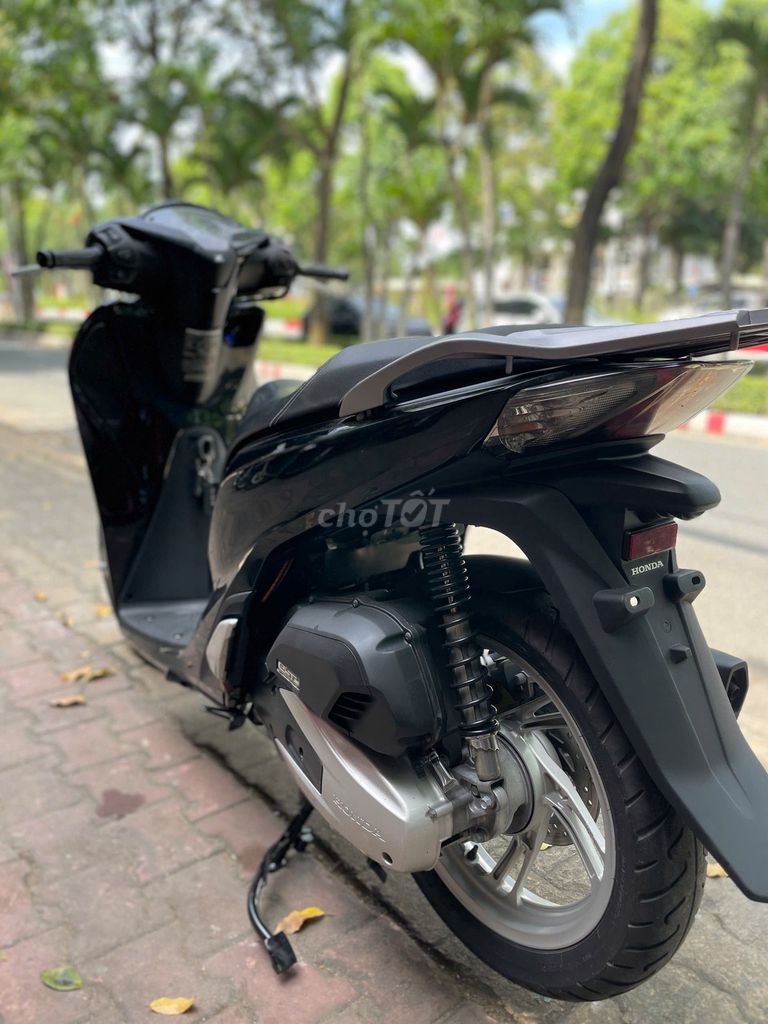 Honda SH 125 ABS 2017 Đen. Mua bán Xe máy tại Thành phố Biên Hòa Đồng Nai được đăng bởi Phương nguyễn  hình 6