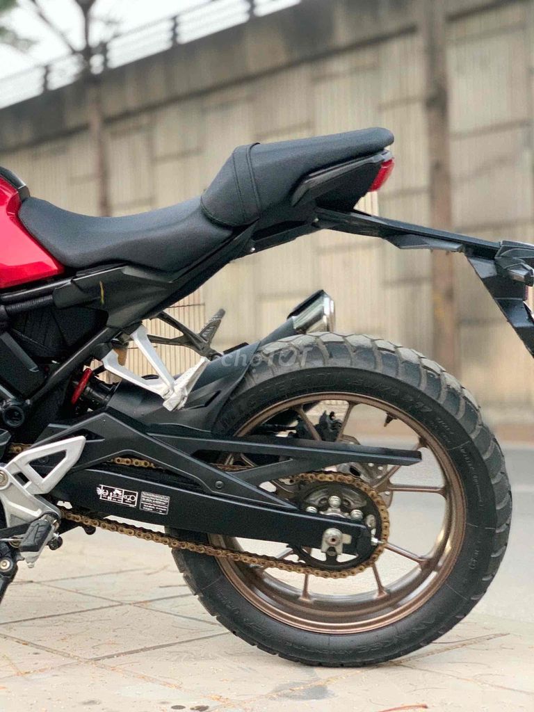 HONDA CB300R motor pkl xe lướt đẹp mới tinh bs 29. Mua bán Xe máy tại Quận Cầu Giấy Hà Nội được đăng bởi Tong motor xe may hình 7