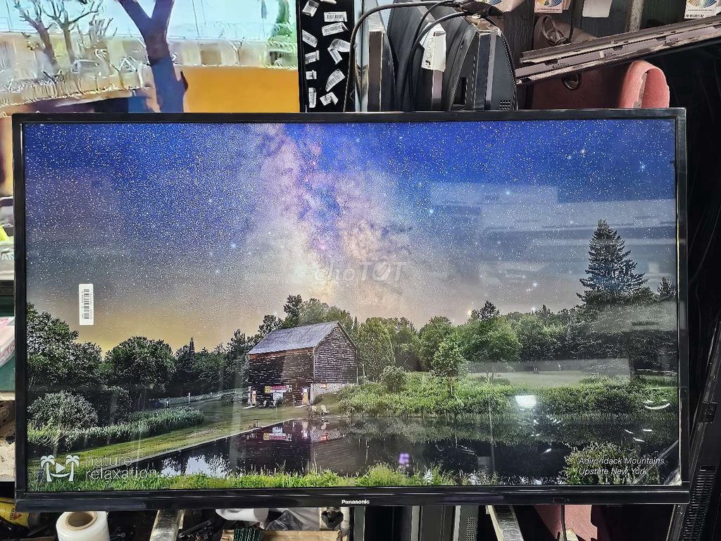 Panasonic 4K Giọng Nói - 49"FX550V. Siêu Đẹp 98%. Mua bán Tivi, Âm thanh tại Quận 12 Tp Hồ Chí Minh được đăng bởi Quốc Vinh hình 1