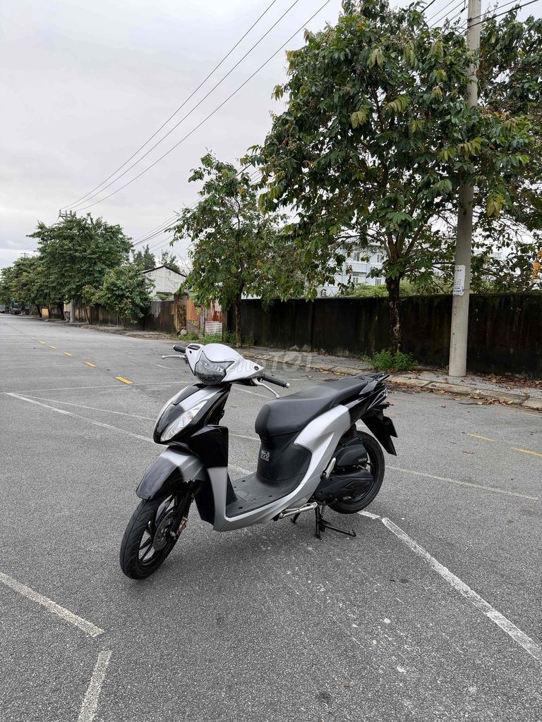 Honda Vision 2022 Bạc đen. Mua bán Xe máy tại Quận Thanh Khê Đà Nẵng được đăng bởi Ku Tý hình 5