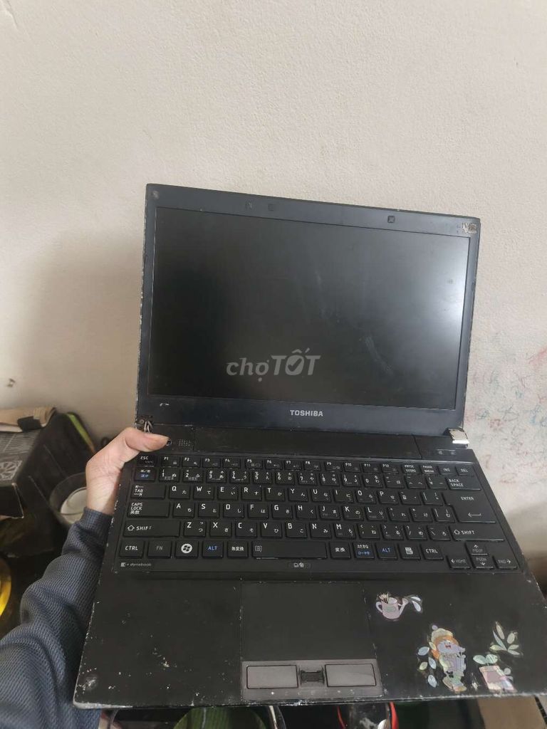 Laptop Toshiba Đen Đã qua sử dụng. Mua bán Laptop tại Quận Thanh Khê Đà Nẵng được đăng bởi Bôn hình 1