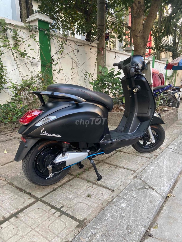 Xe máy điện Vespa Dibao Tesla Đen. Mua bán Xe điện tại Quận Long Biên Hà Nội được đăng bởi Xe điện Huân Linh hình 7