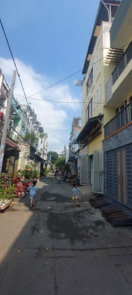 Nhà 8mx13m, full 4 tầng, LK 4-5, P. Bình Tân