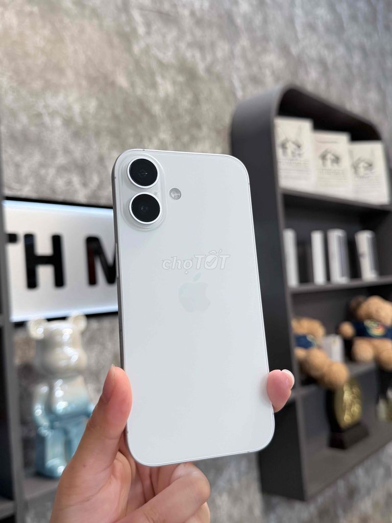 Apple iPhone 16 Thường 128Gb Trắng Likenew. Mua bán Điện thoại tại Quận Thanh Xuân Hà Nội được đăng bởi Phan Tú Engg hình 1