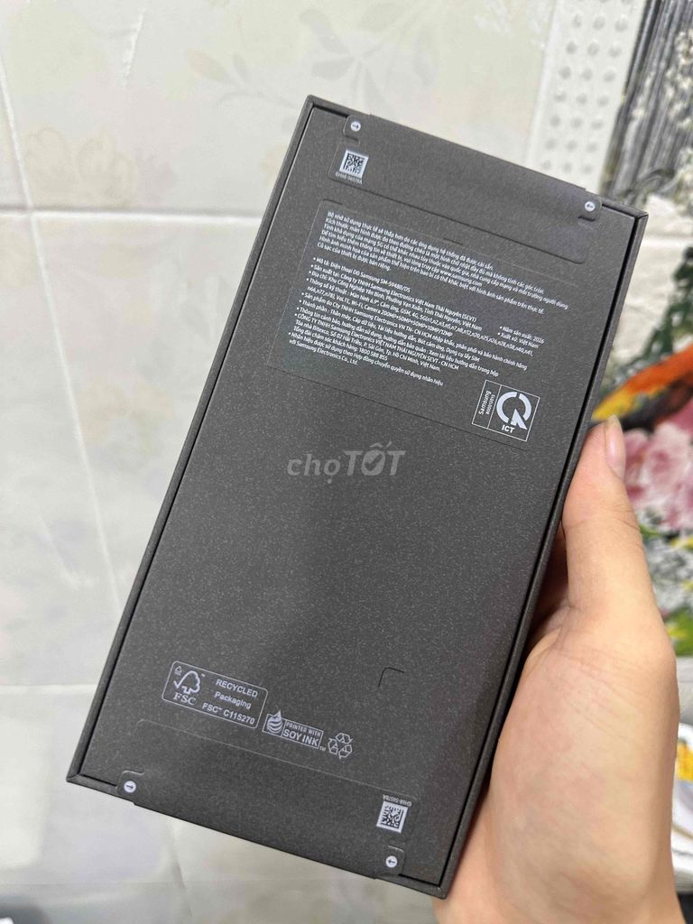 Samsung Galaxy S26 Ultra 256GB Nguyên seal. Mua bán Điện thoại tại Quận Tân Phú Tp Hồ Chí Minh được đăng bởi Trần Thị Loan hình 1