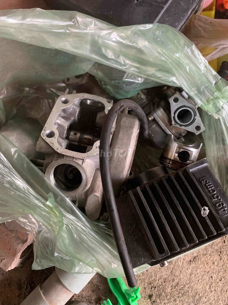 cần bán những món này còn mới cả. Mua bán Phụ tùng xe tại Huyện Trảng Bom Đồng Nai được đăng bởi Trần Khải hình 1