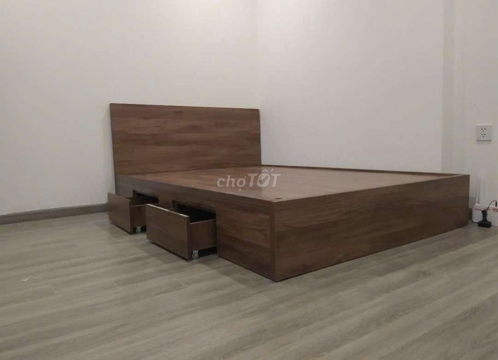 GIƯỜNG 1M8*2M GỖ CÔNG NGHIỆP CÓ 2 HỘP KÉO . Mua bán Giường, chăn ga gối nệm tại Thành phố Biên Hòa Đồng Nai được đăng bởi Tủ nhựa đài loan hoàng quân hình 1