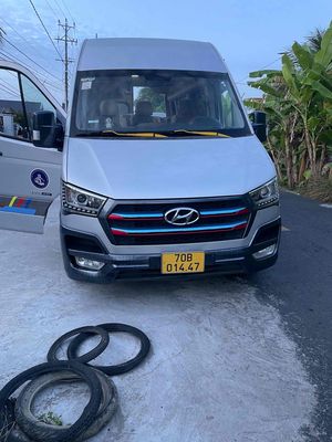 Hyundai Solati 2017 - 201000 km. Mua bán Ô tô tại Thành phố Vị Thanh Hậu Giang được đăng bởi truyen