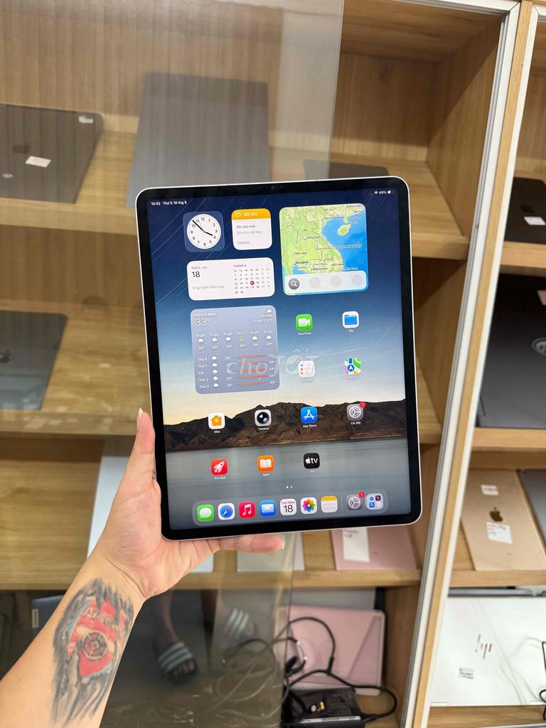 Apple iPad Pro 12.9 M1 256GB 5G Wifi Zin Nguyên. Mua bán Máy tính bảng tại Quận Đống Đa Hà Nội được đăng bởi Hà Nội Mobile Bao Duyệt Nợ Xấu hình 1