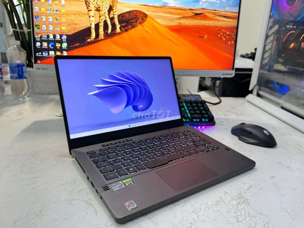 ROG zephyrus Ryzen 9/ 16GB / 512G / 14in RTX 3060