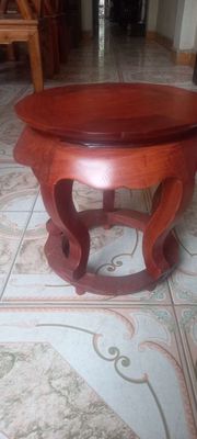 Đôn gỗ cao 31cmx30cm. Mua bán Bàn ghế tại Quận Long Biên Hà Nội được đăng bởi đỗ lương quán