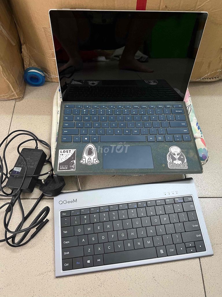 Microsoft Surface Pro X Xám. Mua bán Máy tính bảng tại Quận 7 Tp Hồ Chí Minh được đăng bởi KAM NHAM hình 1