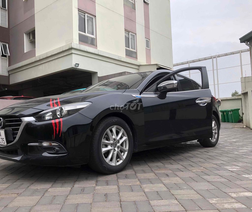Mazda 3 2017 1.5 AT - 73000 km. Mua bán Ô tô tại Thành phố Thuận An Bình Dương được đăng bởi Long hình 3