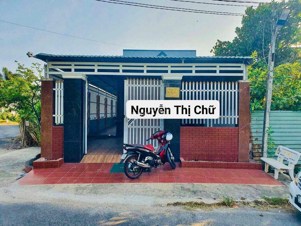 ✅ Bán nhà ốp full gỗ mặt tiền Nguyễn Thị Chữ thuộc Bình Tâm , Tân An