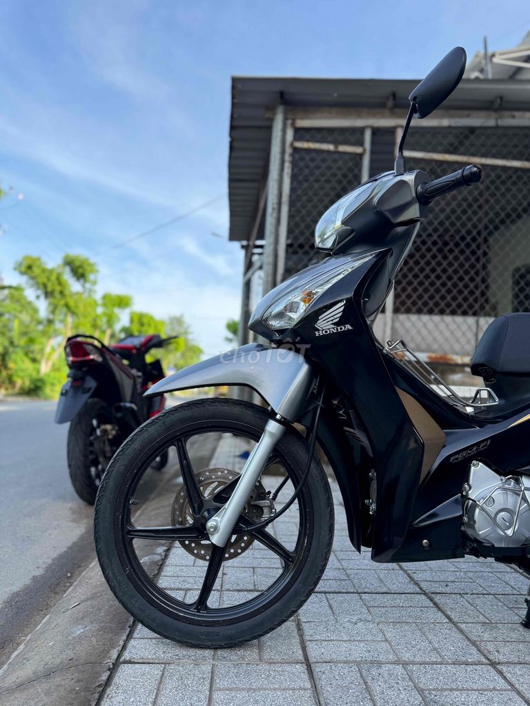 🌈 FU Fi 83 XE CỨNG CÁP MÀU ĐẸP MÁY ÊM NGON💥CÓGÓP💥. Mua bán Xe máy tại Thành phố Sóc Trăng Sóc Trăng được đăng bởi Mạnh Huỳnh hình 5