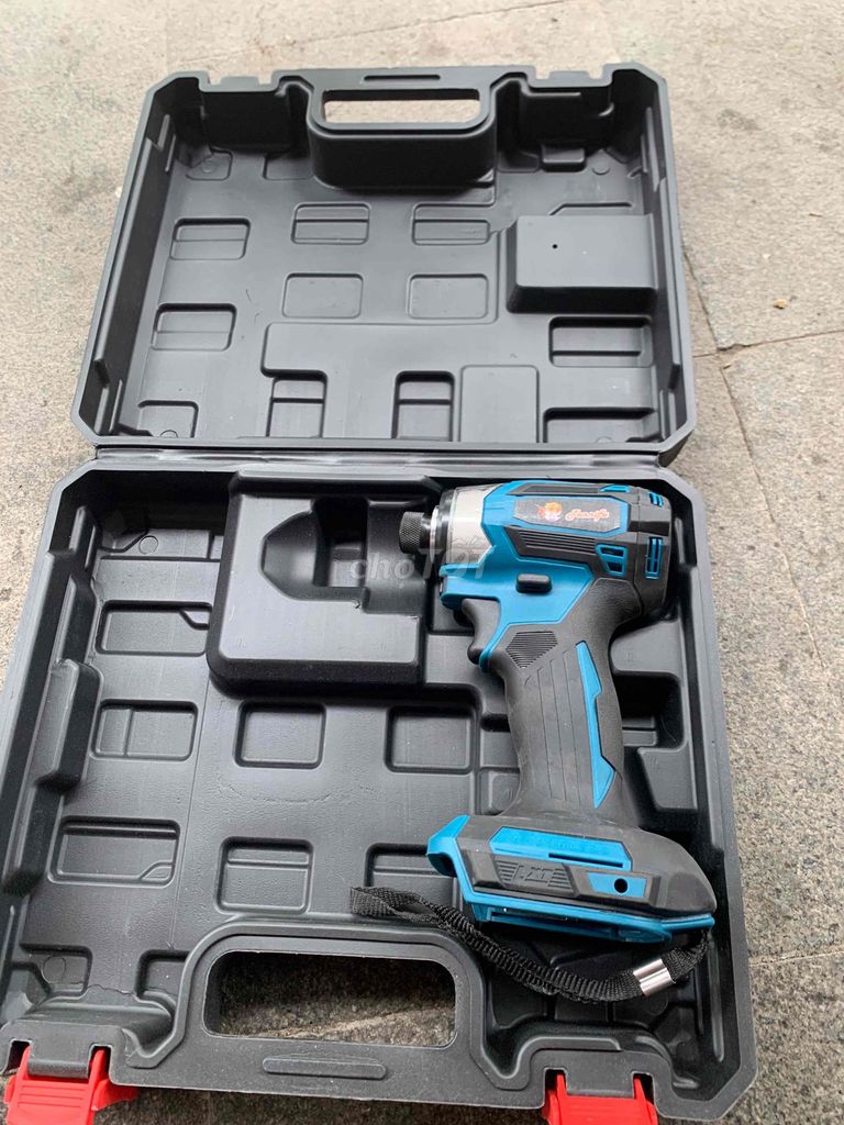 Máy khoan Xanh Đen Mới. Mua bán Đồ chuyên dụng, Giống nuôi trồng tại Thành phố Huế Thừa Thiên Huế được đăng bởi Huynh Dinh hình 1