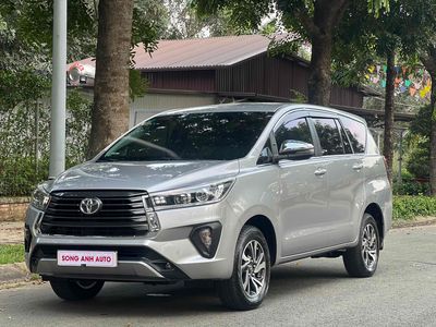 Toyota Innova 2.0G AT 2022 siêu đẹp