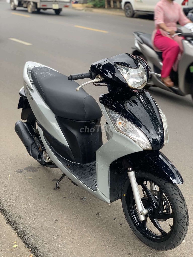 BÁN HONDA VISION PHUN XĂNG CÓ TRẢ GÓP NHANH GỌN. Mua bán Xe máy tại Thành phố Buôn Ma Thuột Đắk Lắk được đăng bởi XE MÁY ĐÔNG TÚ hình 1