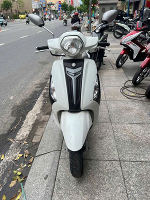 Yamaha Grande 2018 Trắng