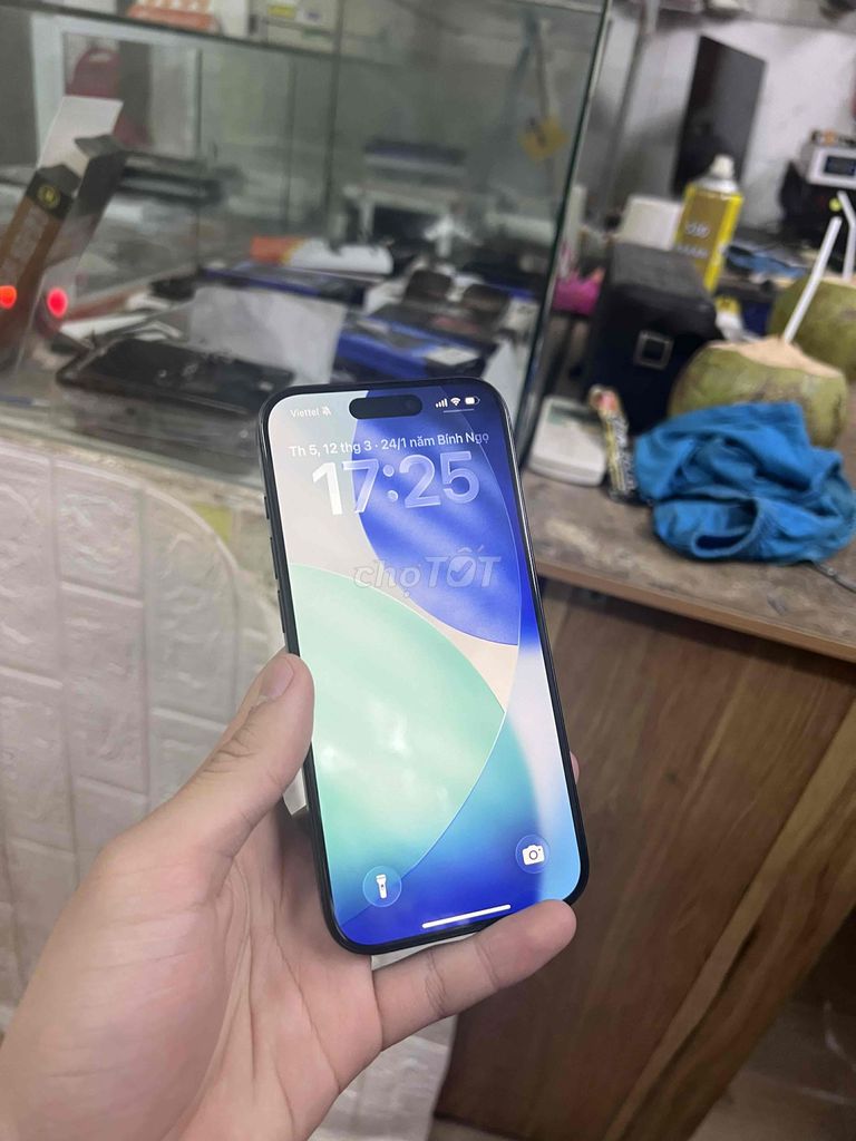 iPhone 15 Pro 128GB Xanh dương - Mới 100%. Mua bán Điện thoại tại Quận Nam Từ Liêm Hà Nội được đăng bởi Trần Việt Hoàng hình 1