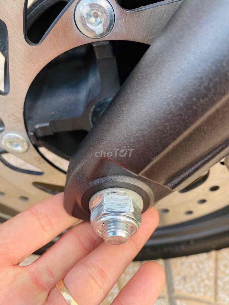 Honda SH125i CBS 2023 Đỏ 5000 km. Mua bán Xe máy tại Quận Ninh Kiều Cần Thơ được đăng bởi CHXM Tân Liên Hưng 2 hình 6