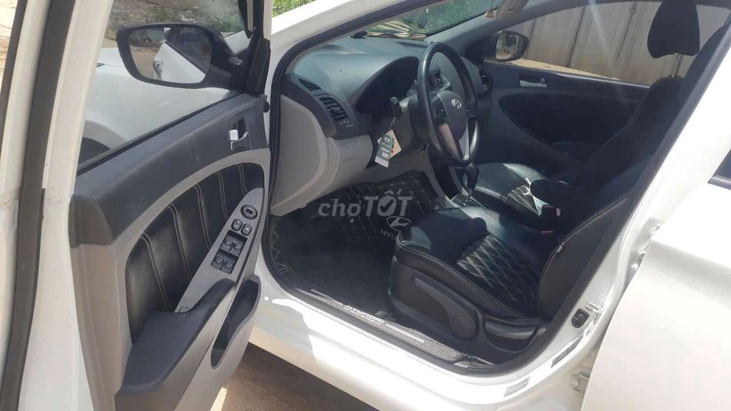 Bán xe Huynhdai Accent đời 2015 giá 248tr. Mua bán Ô tô tại Huyện Hóc Môn Tp Hồ Chí Minh được đăng bởi Lực hình 6